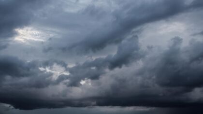 Instytut Meteorologii i Gospodarki Wodnej ostrzega: Burze z gradem w powiecie gorlickim