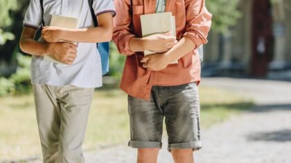 Zespół Szkolno-Przedszkolny Nr 2 w Ropie triumfuje w Ogólnopolskim Konkursie „Odblaskowa Szkoła 2025”