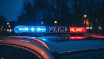 Kibicuj z Klasą: Policja angażuje młodzież w profilaktykę i dobre kibicowanie