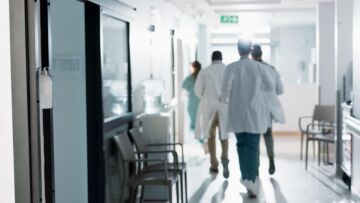 Nowe fotele dla rodziców małych pacjentów w Szpitalu w Gorlicach